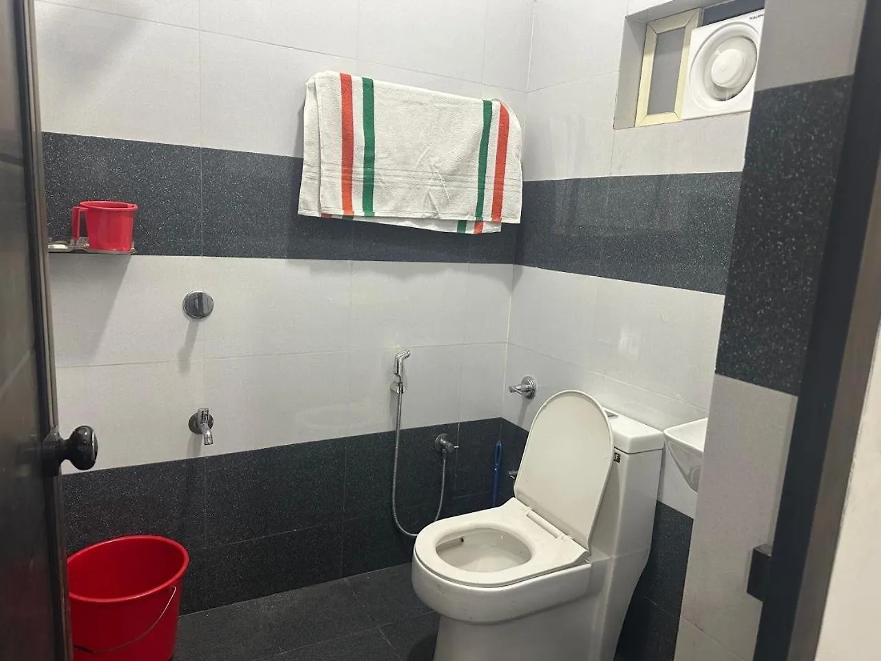 Attiri Apartments Wandur